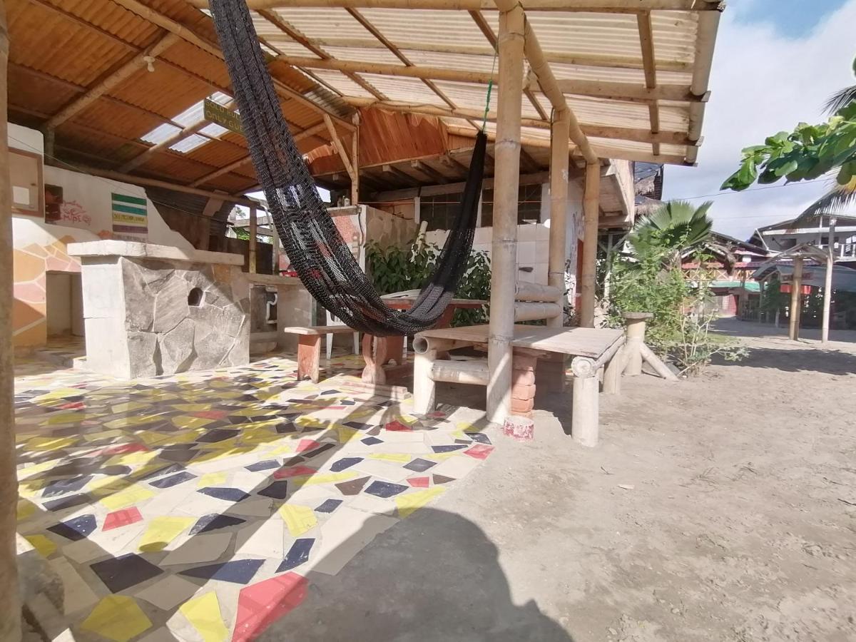 La Casa Mompiche Hotel Luaran gambar
